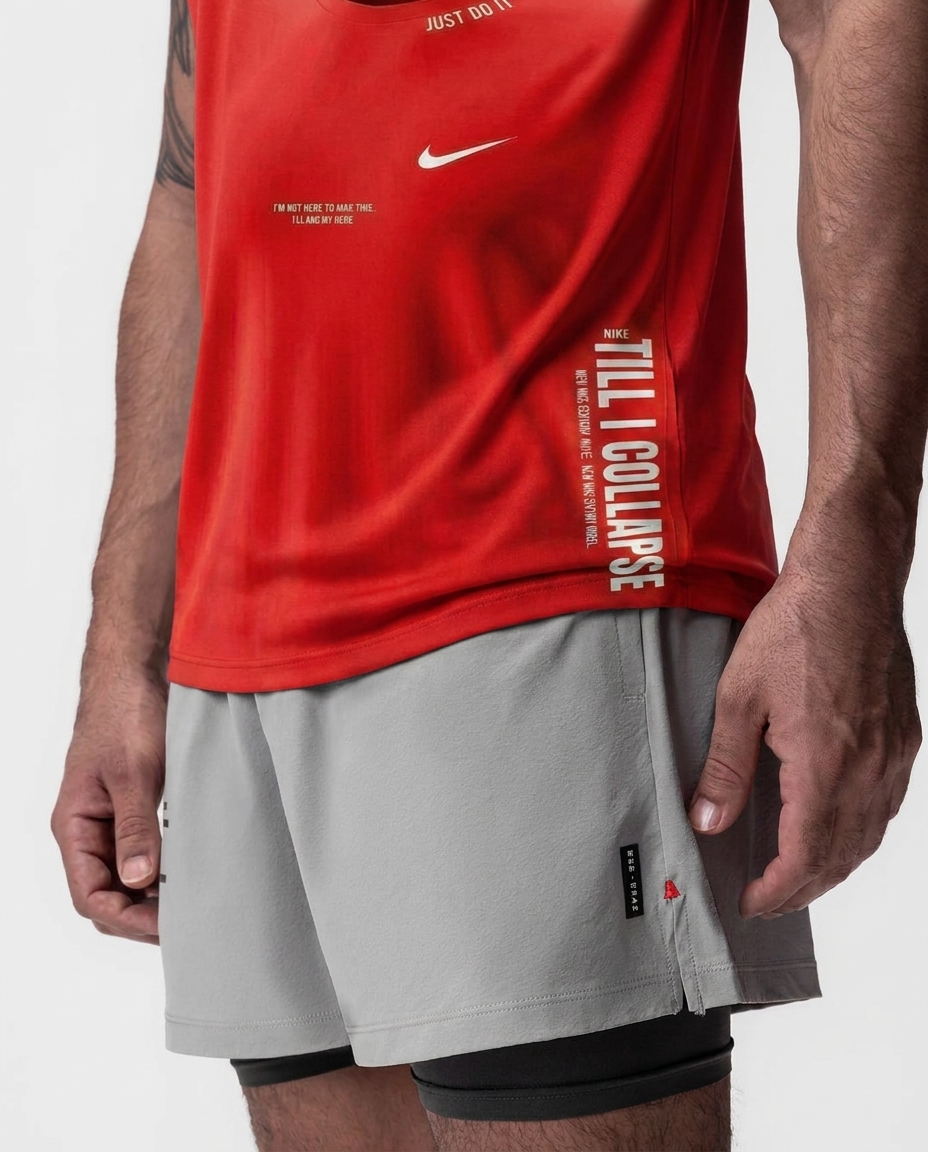 Camiseta Till I Collapse Rojo NK — macro detalle