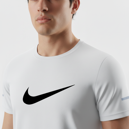 217 CAMISETA ESSENCIAL BLANCO LOGO GRANDE NK