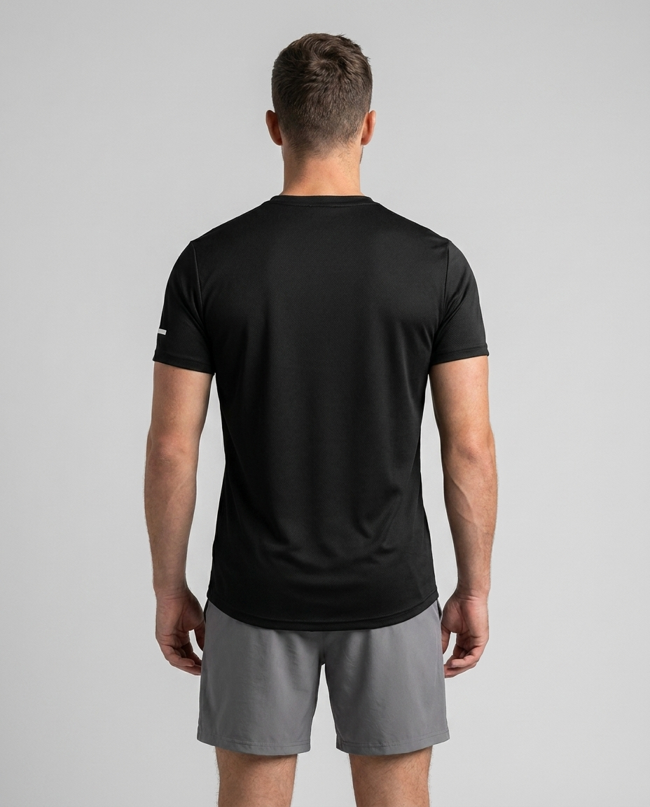 Camiseta Essencial Negra - Espalda