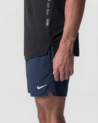 115 Short Essencial Novak Azul Navy NK - detalle macro