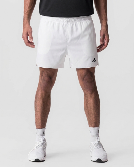 136 Short Essencial Novak Blanco ADD - foto de estudio on-model