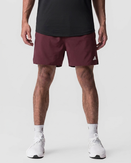 138 Short Essencial Novak Vinotinto ADD - foto de estudio on-model