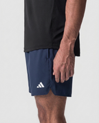 135 Short Essencial Novak Azul Navy ADD - detalle macro