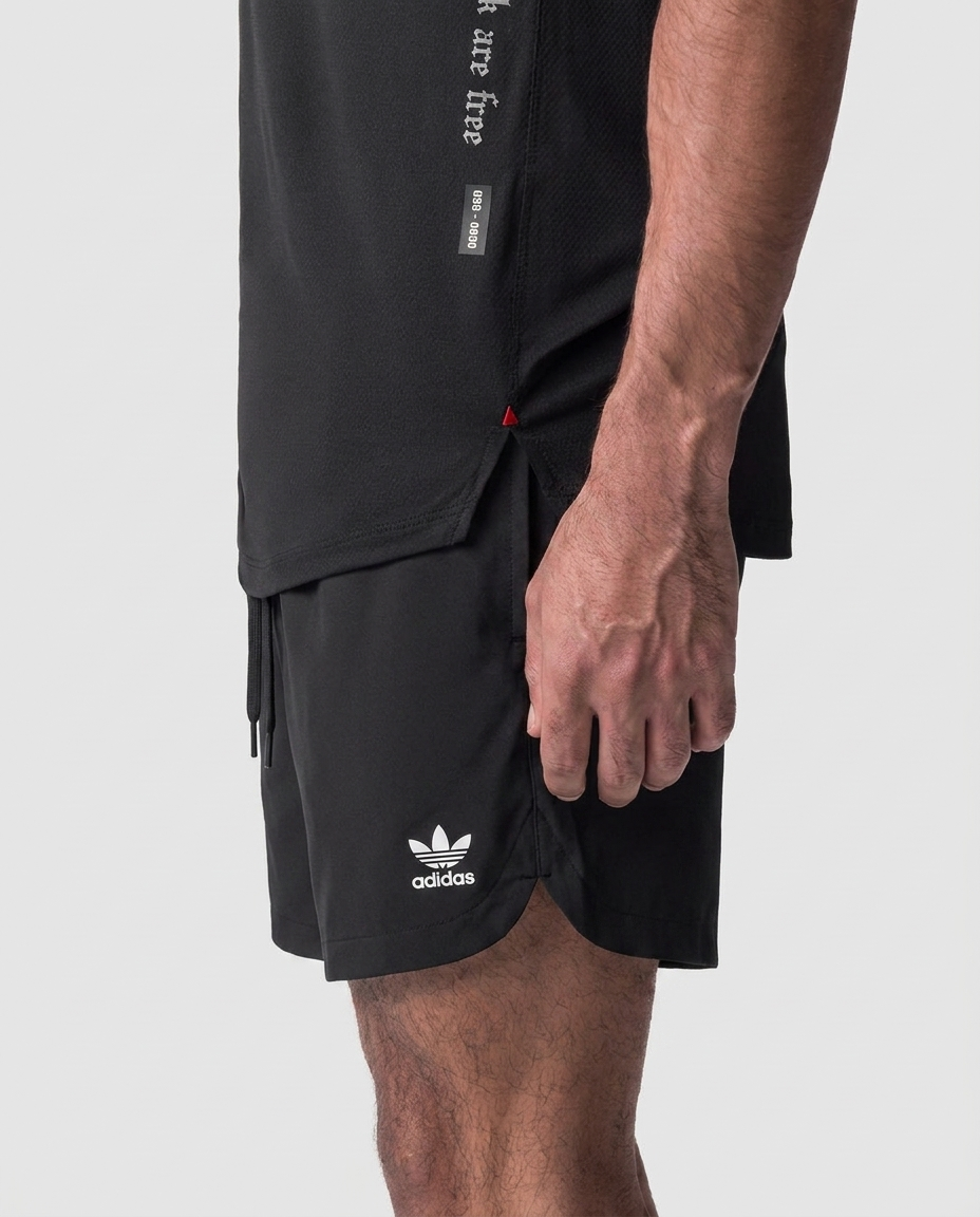 102 Short Essencial Burda Negro ADD - detalle macro