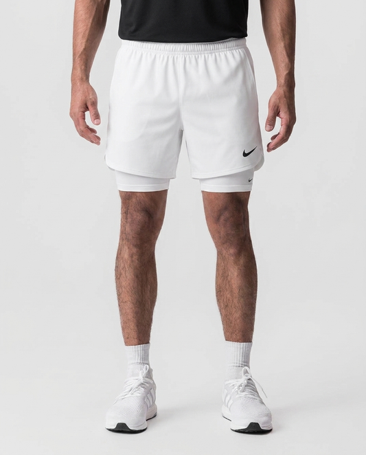 104 Short Essencial con Licra Blanca NK - estudio on-model