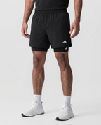 111 Short Licra Essencial Negra ADD - estudio on-model