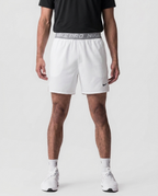 120 Short Novak NK Pro Blanca - estudio on-model
