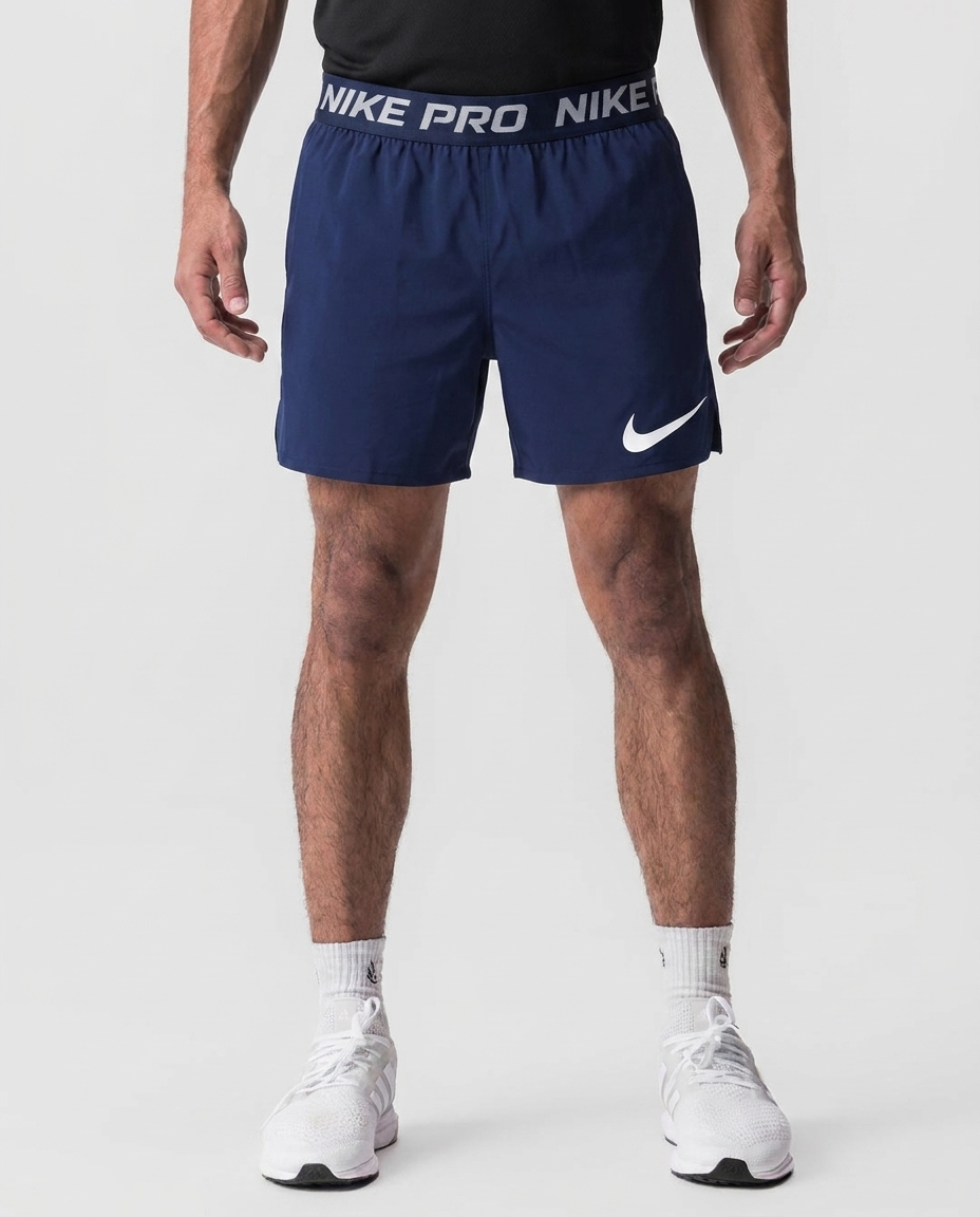 123 Short Novak NK Pro Logo Grande Azul Navy - estudio on-model