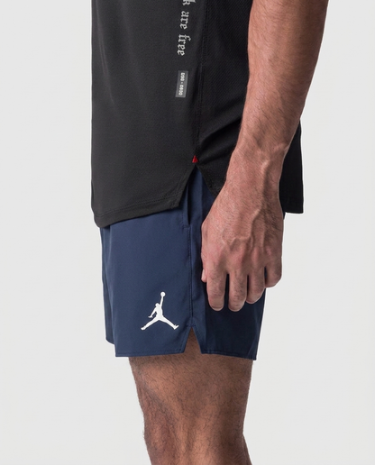 139 Short Essencial Novak Azul Navy Jordan - detalle macro