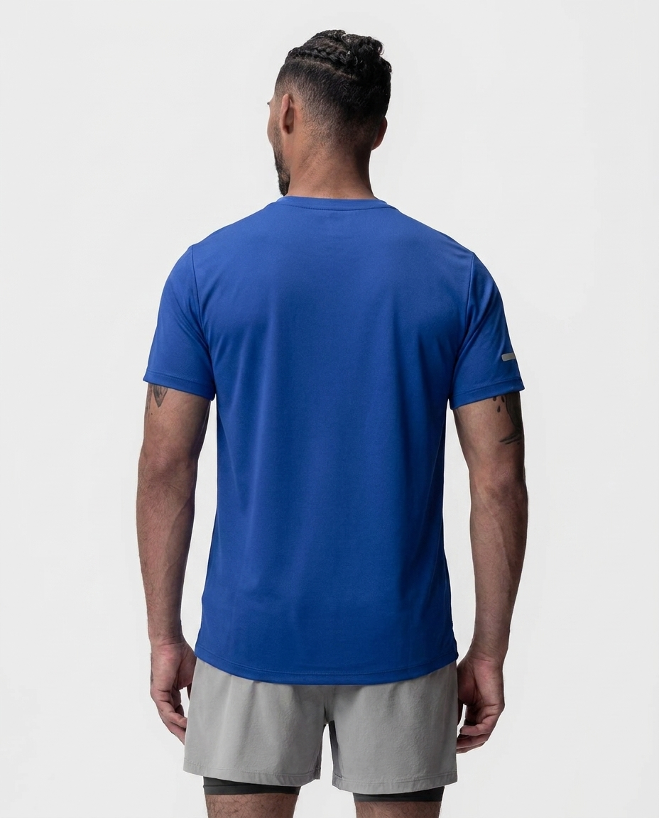 201 Camiseta Essencial Azul NK - espalda on-model