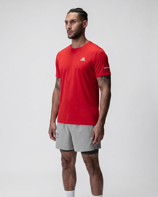 209 Camiseta Essencial Rojo ADD - frontal on-model