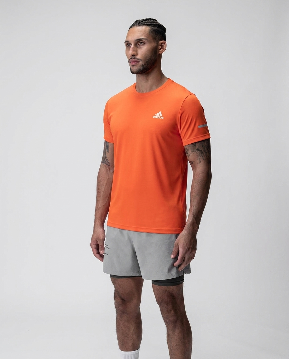 210 Camiseta Essencial Naranja ADD - frontal on-model