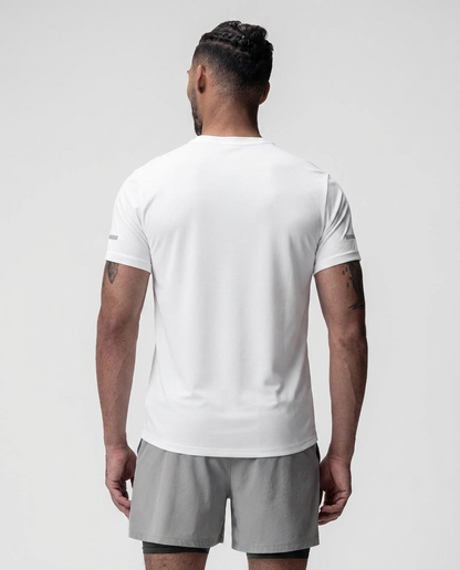 202 Camiseta Essencial Blanco NK - espalda on-model