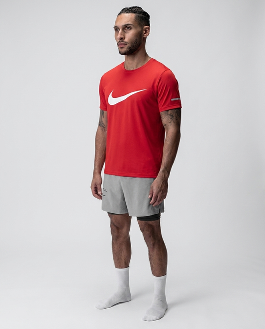 219 Camiseta Essencial Rojo Logo Grande NK - frontal