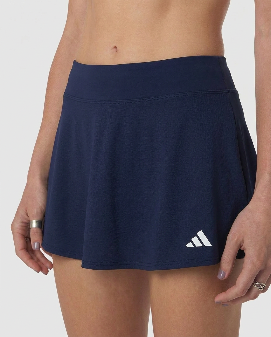 Falda Esencial Azul Navy Adidas - Detalle macro de tela
