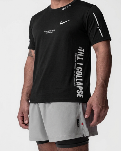 Camiseta Till I Collapse Negra NK — macro detalle