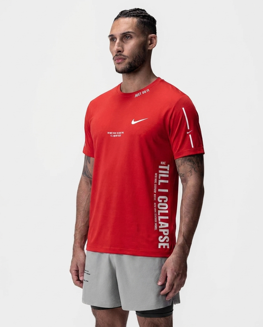 Camiseta Till I Collapse Rojo NK — on-model frontal