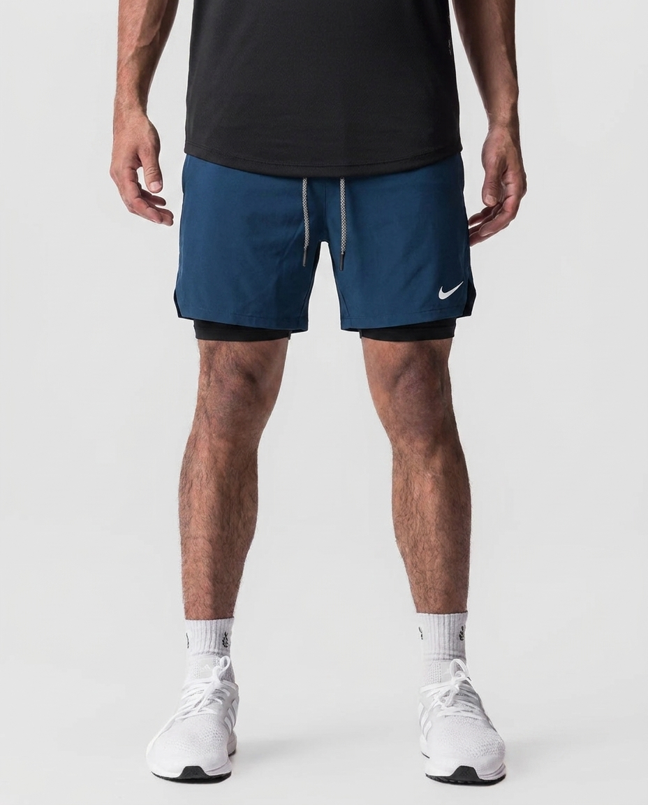 Pantaloneta con Licra Azul Marino - Frontal on-model
